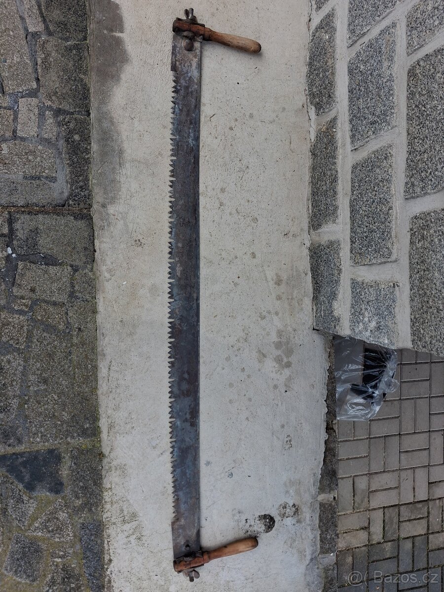 Stara pila kapr 125cm