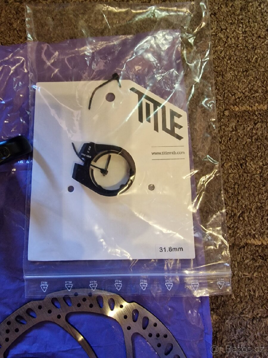 Sedlová objímka nová