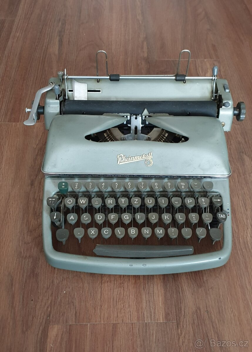 Kufříkový psací stroj Rheinmetall