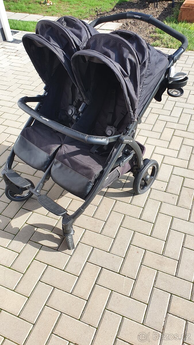 Kočárek Peg Perego pro dvojčata
