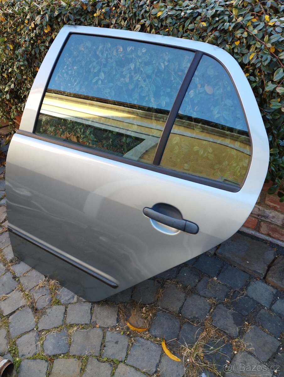 Škoda Fabia dveře