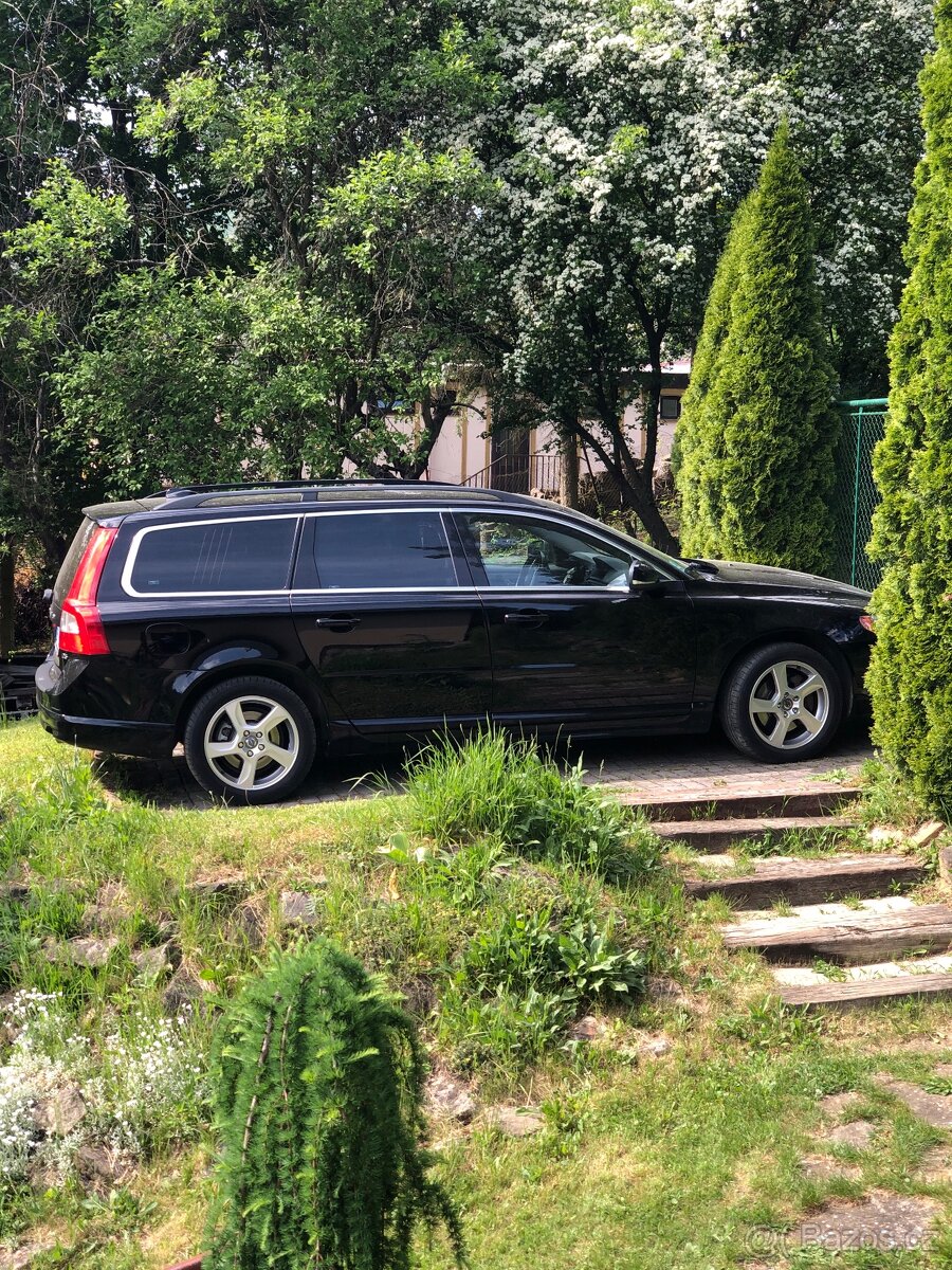 Volvo V70 D5 158KW