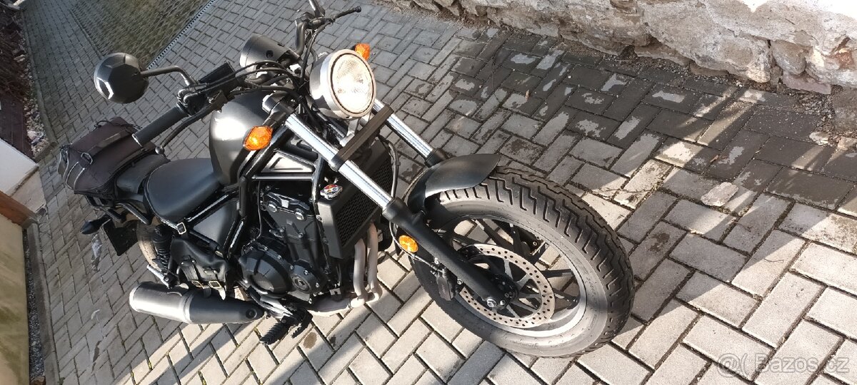 HONDA rebel 500