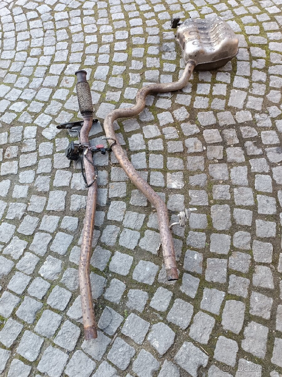 Výfuk Octavia 3 combi 4x4