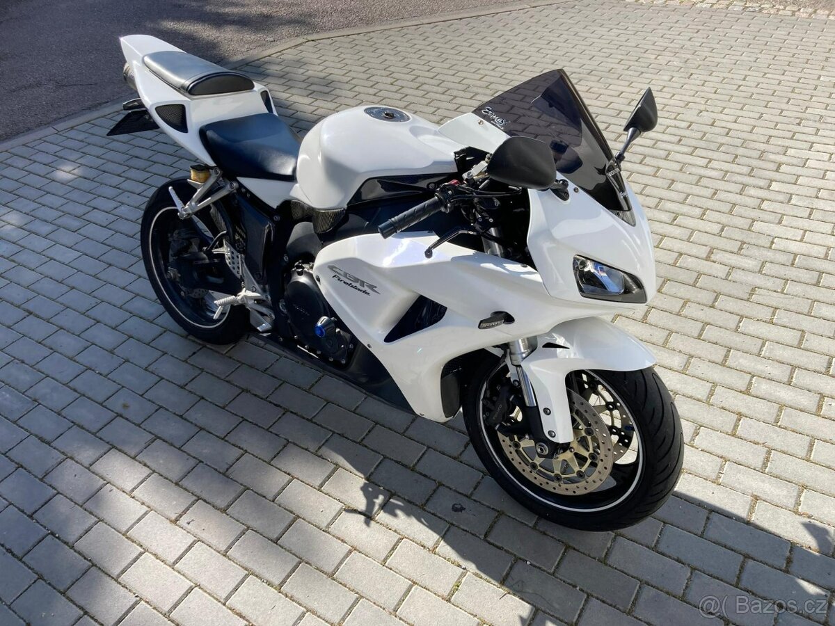 Honda CBR 1000 RR Fireblade
