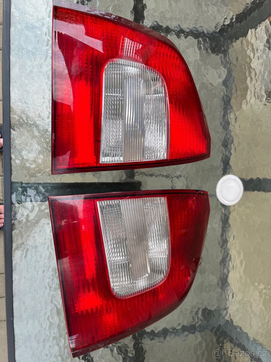 Zadní světla škoda octavia 2 facelift 1.9 tdi