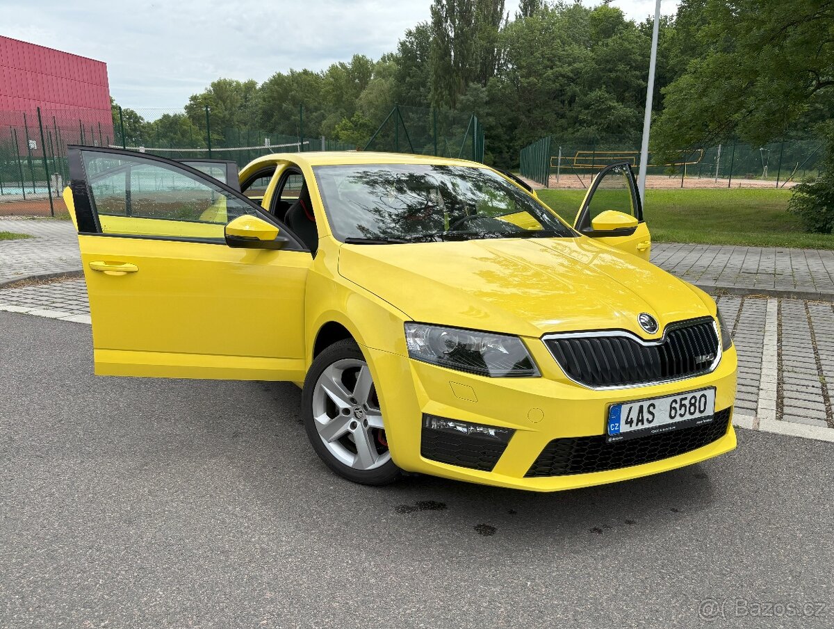 Škoda Octavia RS 2.0TSI, garážované