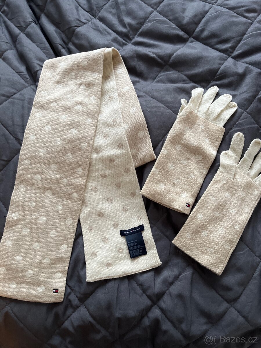 Set šála a rukavice Tommy Hilfiger
