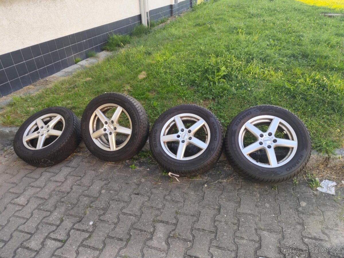 Zimní pneumatiky a ALU disky Dezent.