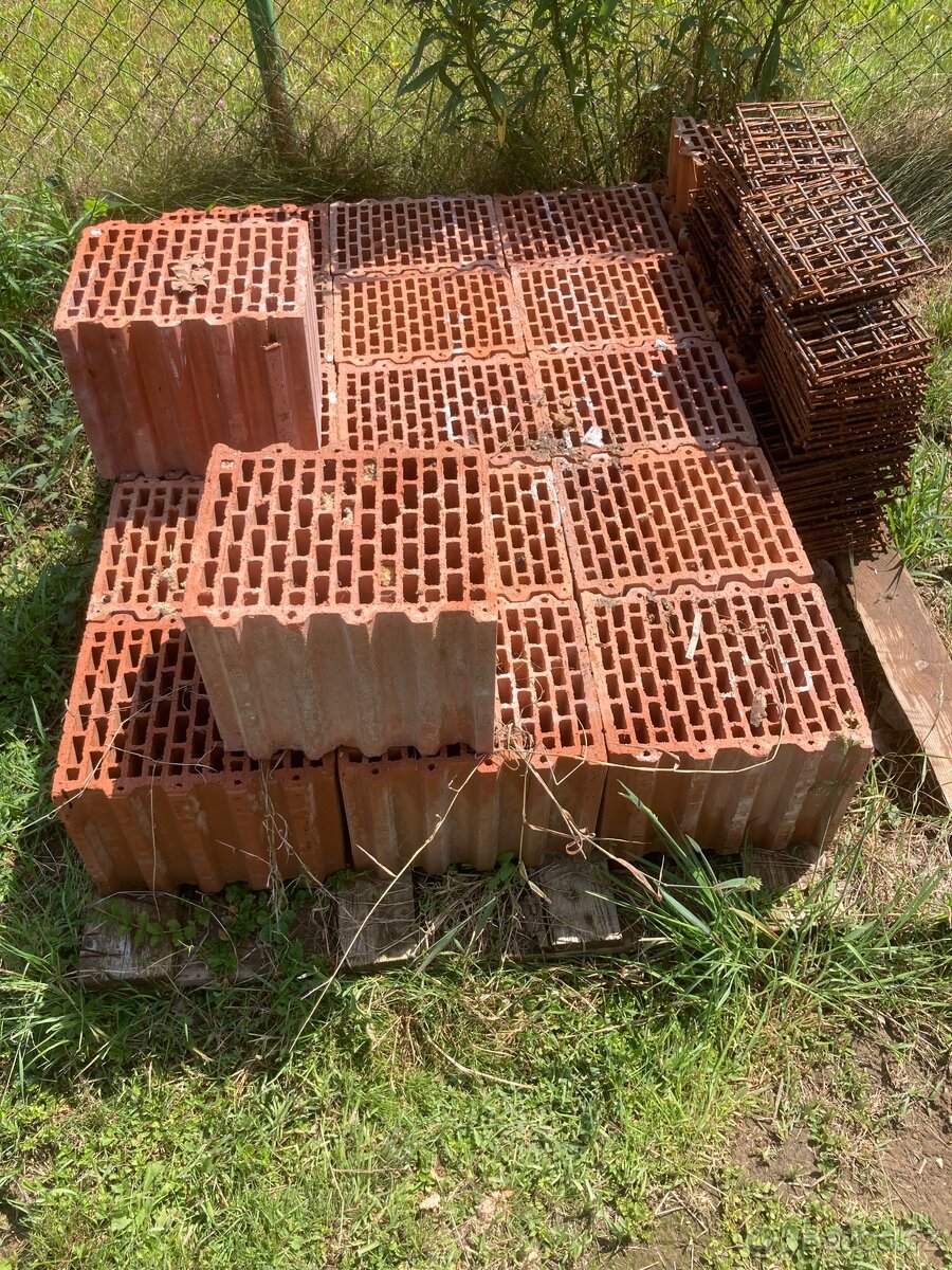Porotherm 30 nebroušena