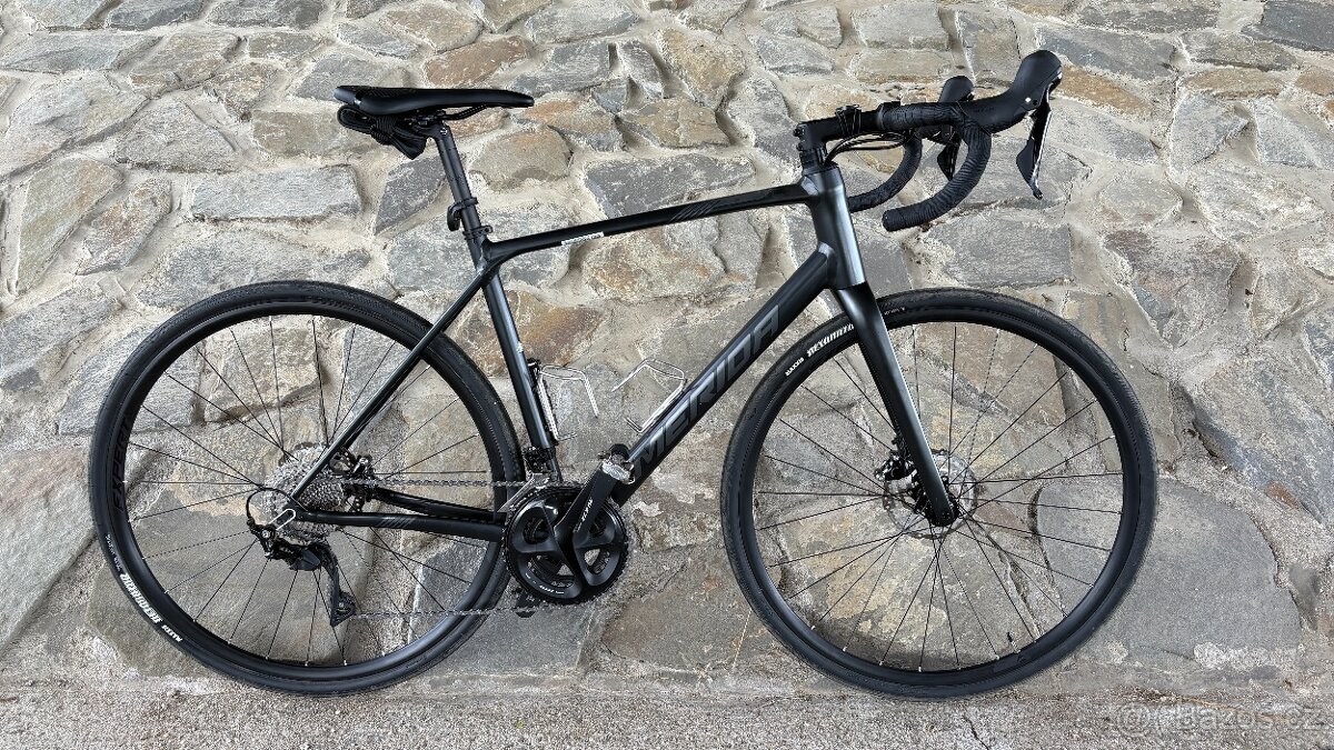 Merida Scultura Endurance 400 vel.M