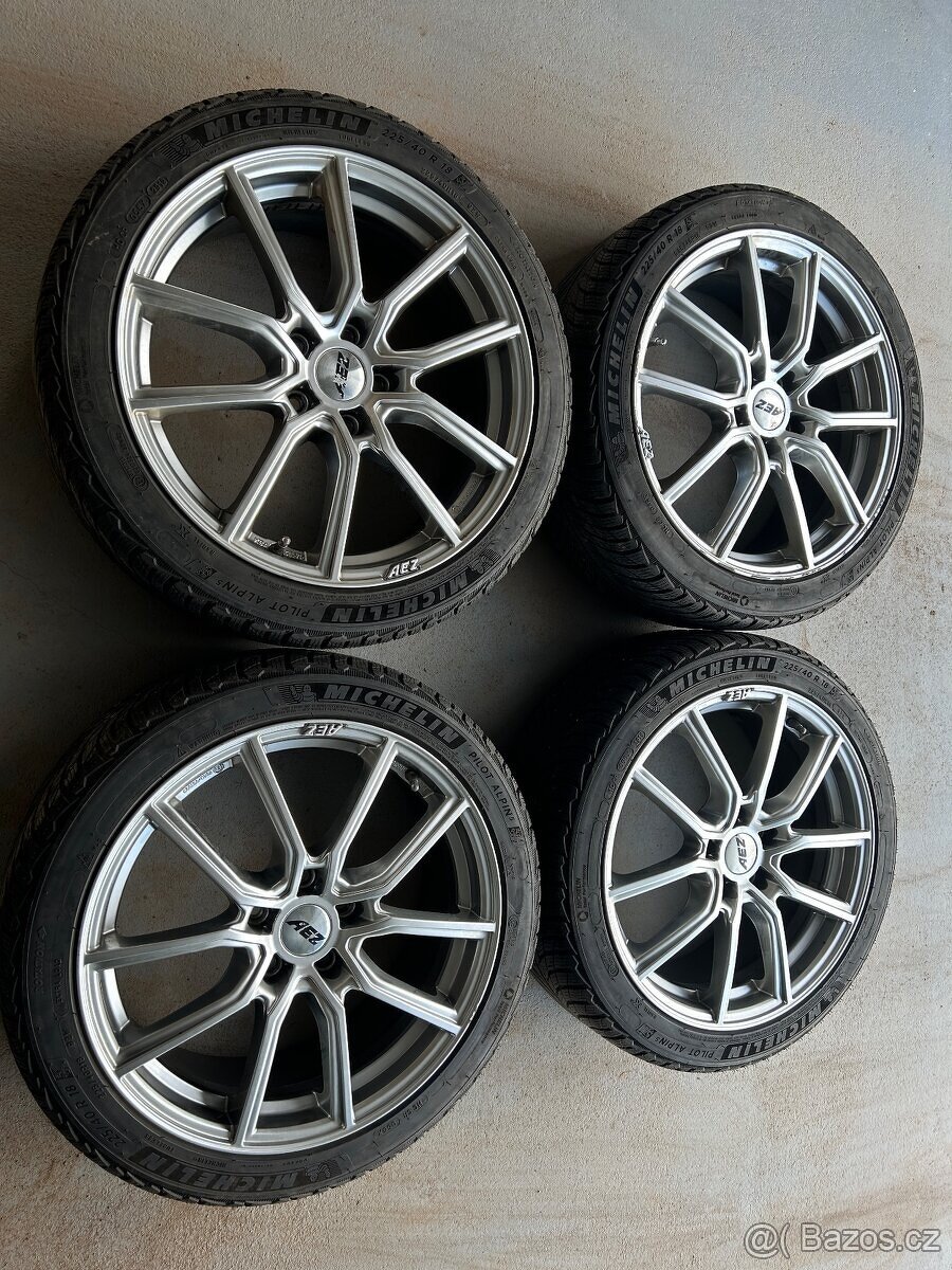 ALU hliníková kola 225/40 R18 Seat Leon