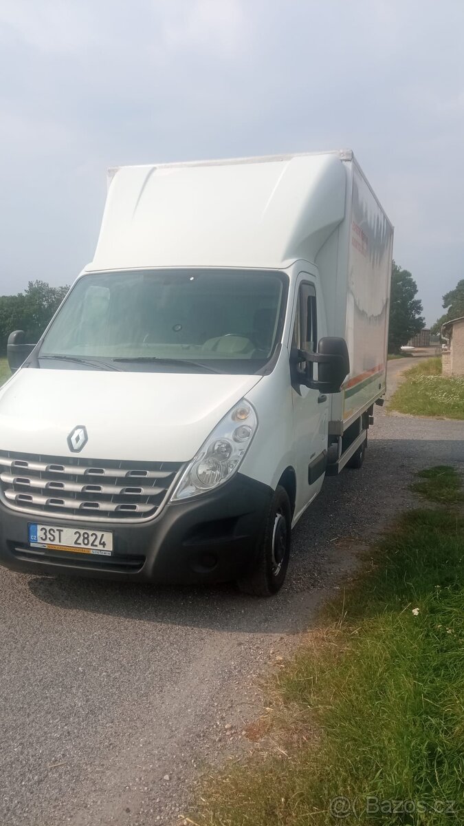 Master 3 s hydraulickým čelem
