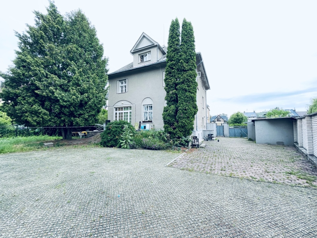 Prvorepubliková vila, Bří. Čapků, Šumperk