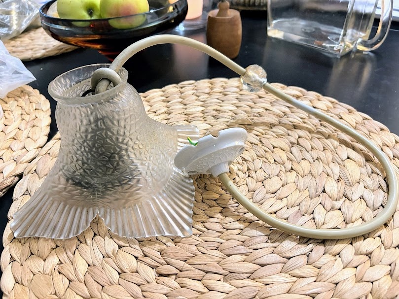 Retro skleněný lustr