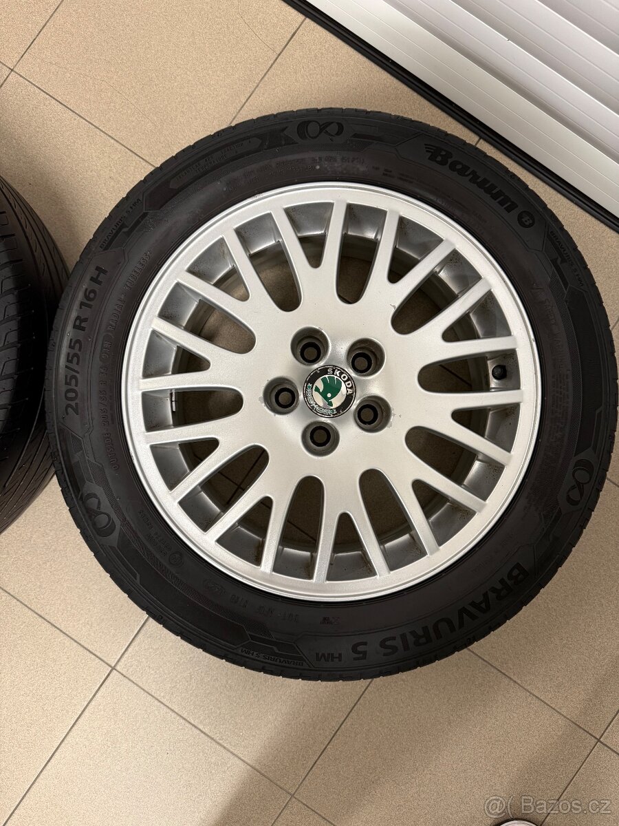 Alu kola 5x100 r16 skoda
