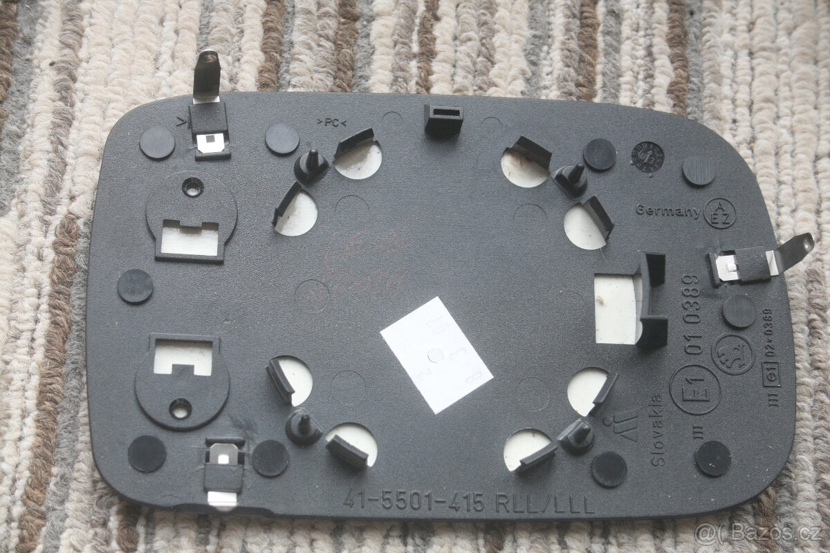 Nové sklo zpětného zrcátka značka Škoda ?