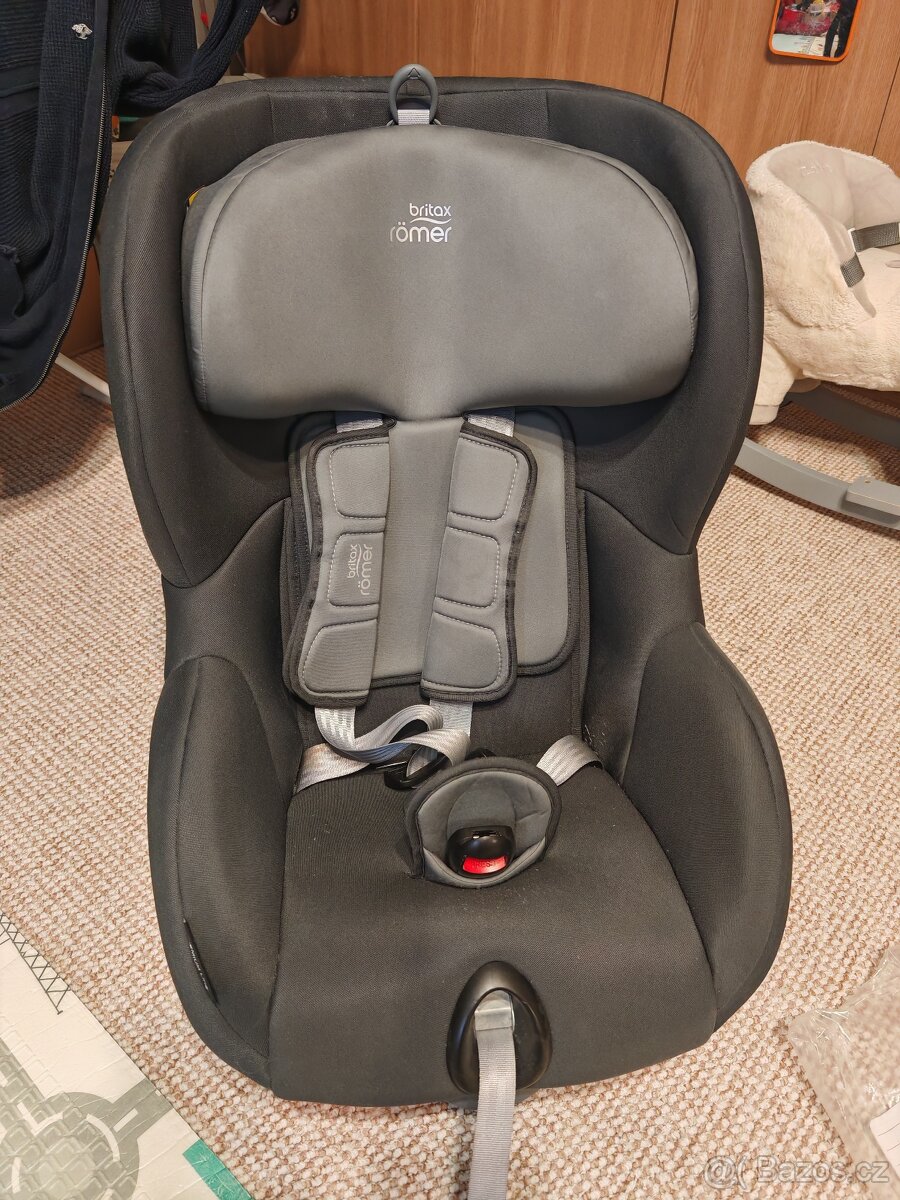 Britax Romer trifix 2 i-size