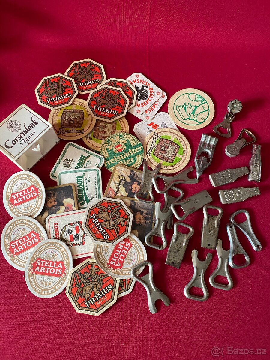 pivní tácek starý pivní tácek otvírák na pivo pivní láhev