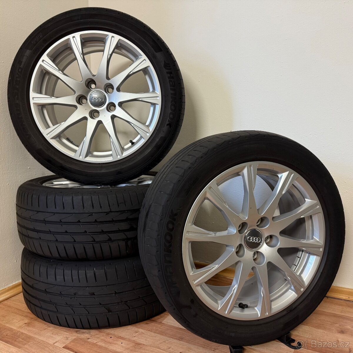 AUDI A4 B9 5x112 R17 ET38+LETNÍ 225/50R17 6/2mm