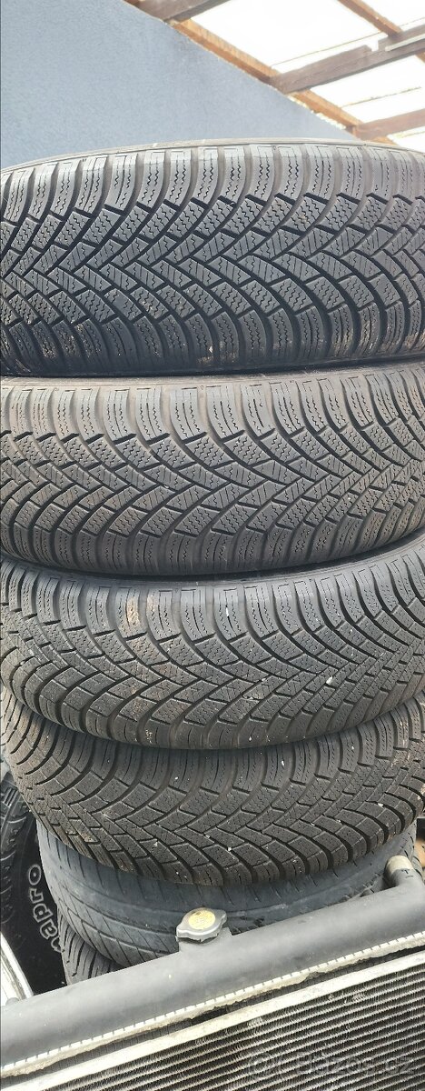 Pneu zimní 4x 205/60/16 nexen