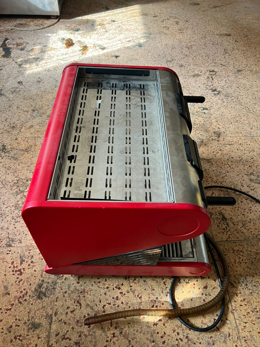 Použitý profi kávovar La San Marco