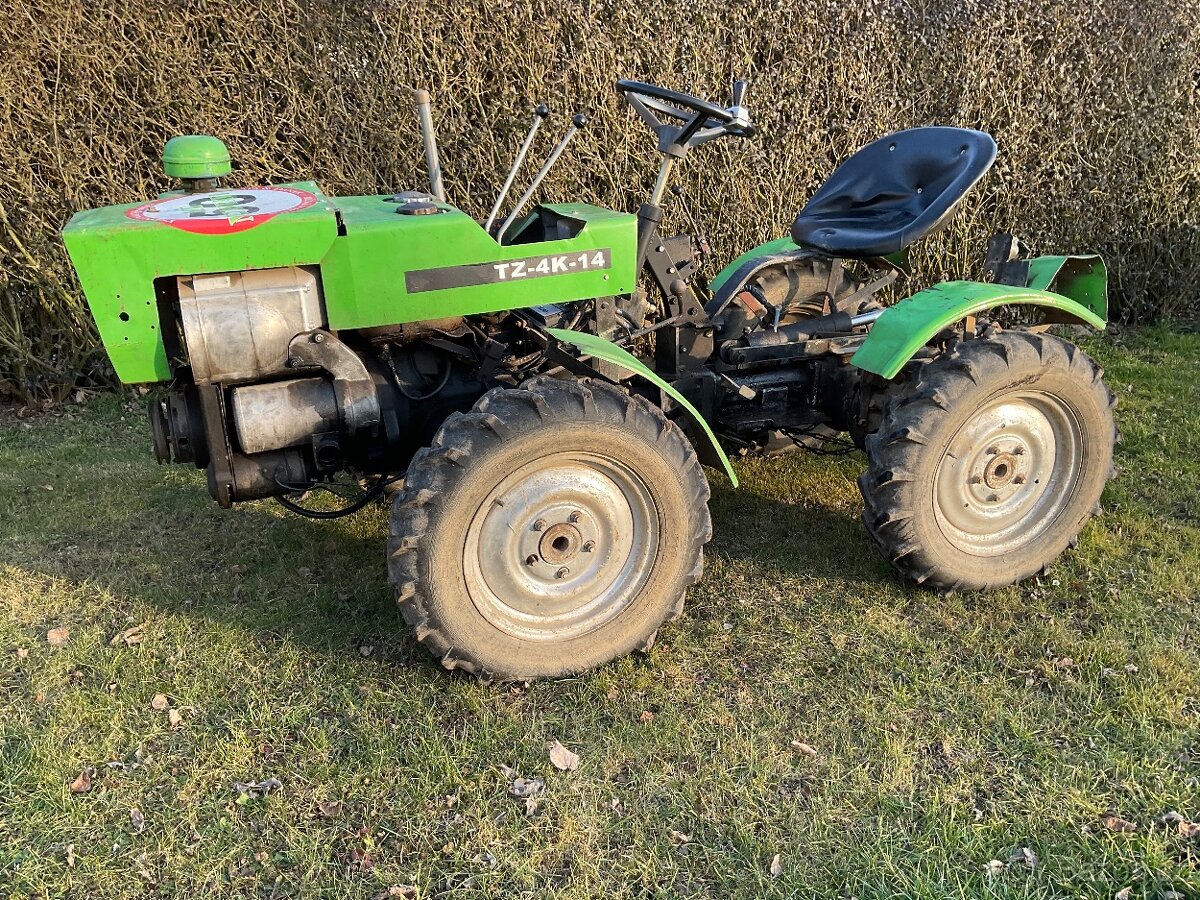 Prodám malotraktor TZ4K