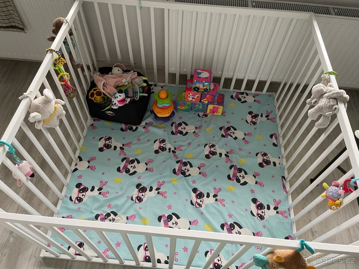 Dřevěná ohrádka pro děti 120 x 120 cm, bílá, BOBAS