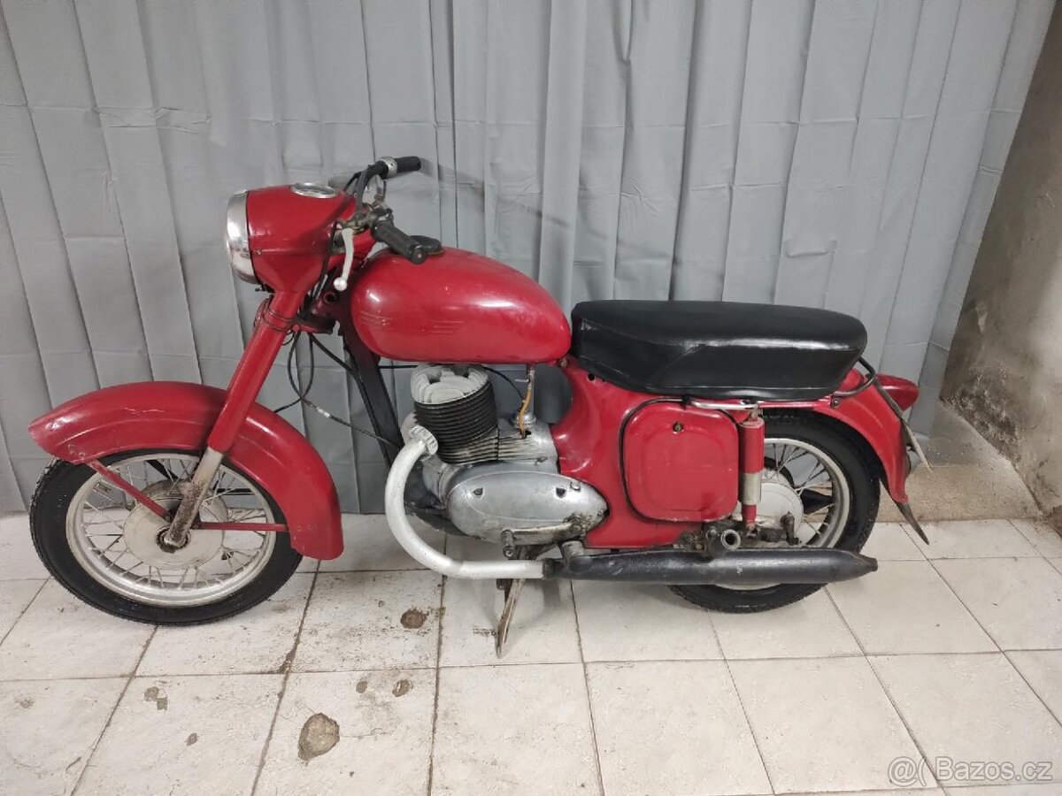 Jawa 250 353 kývačka ČR doklady malá spz