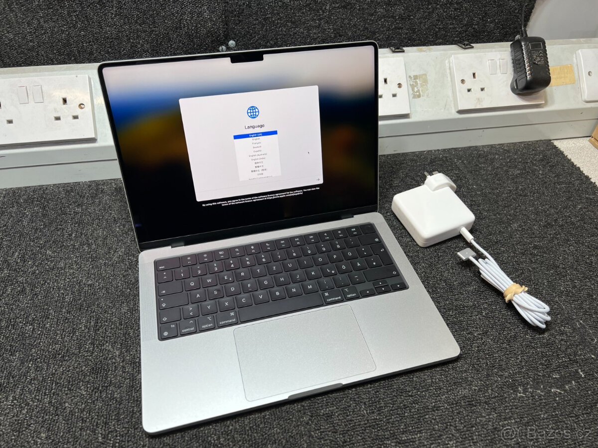 Apple MacBook Pro M3 Max 14" 36GB RAM 1TB SSD 100% baterie