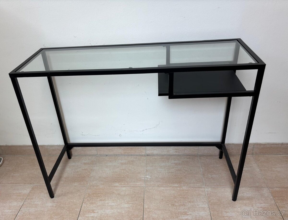 Skleněný stolek - nový