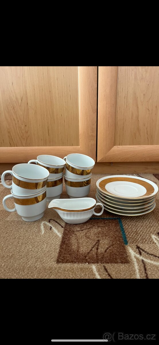 Starožitné hrnečky a talířky