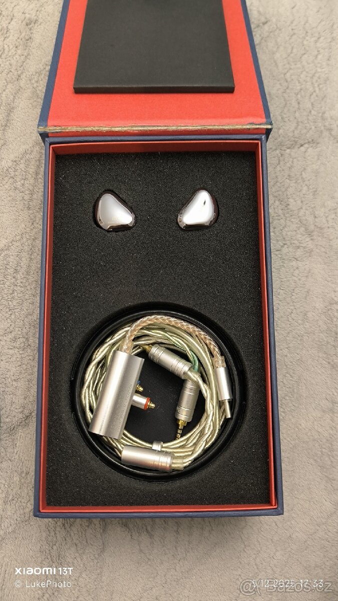 IBasso ITOOs in ear sluchátka + zesilovač iBasso DC01