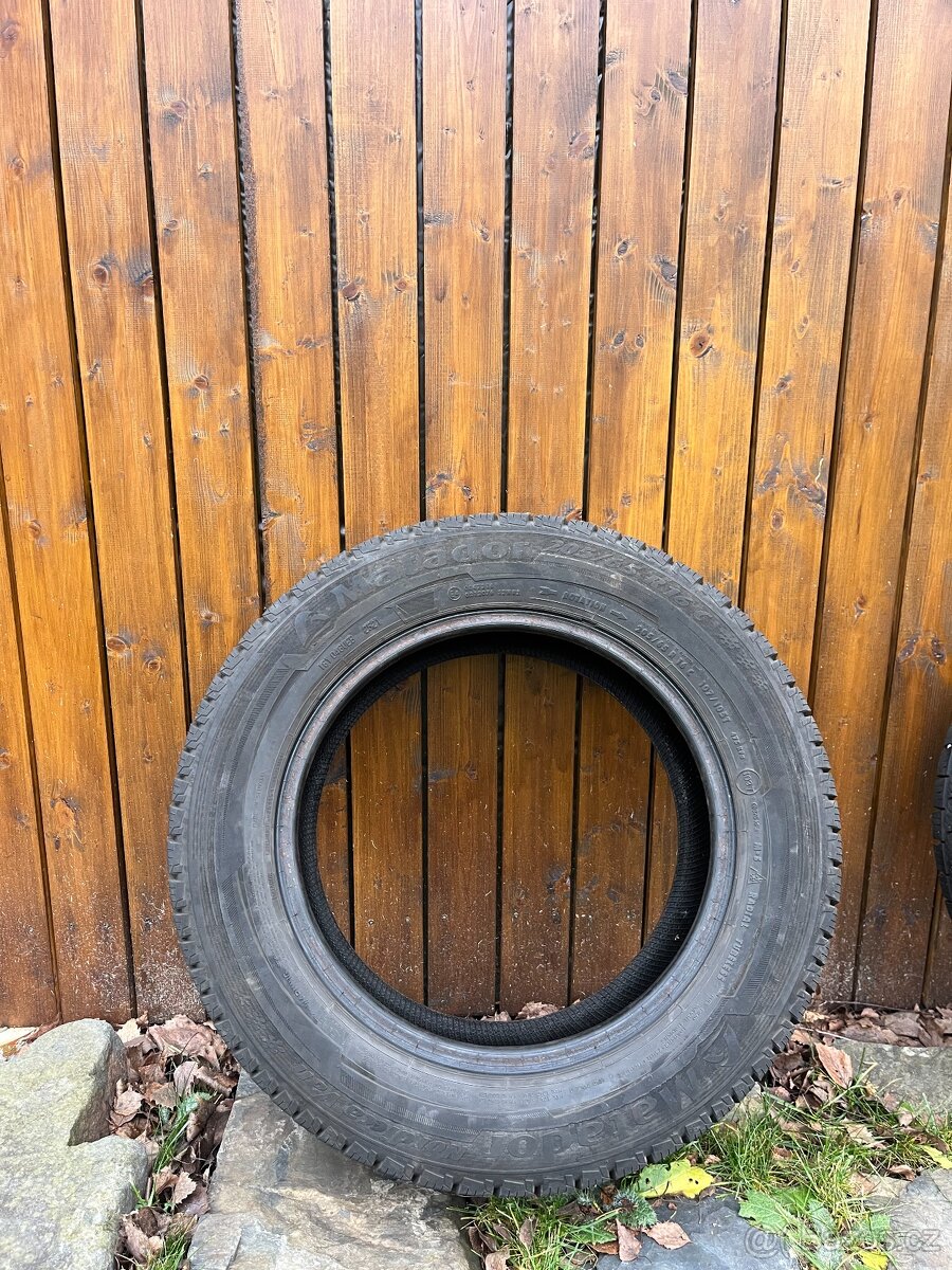 Zimní pneumatika Matador 205/65 R16C