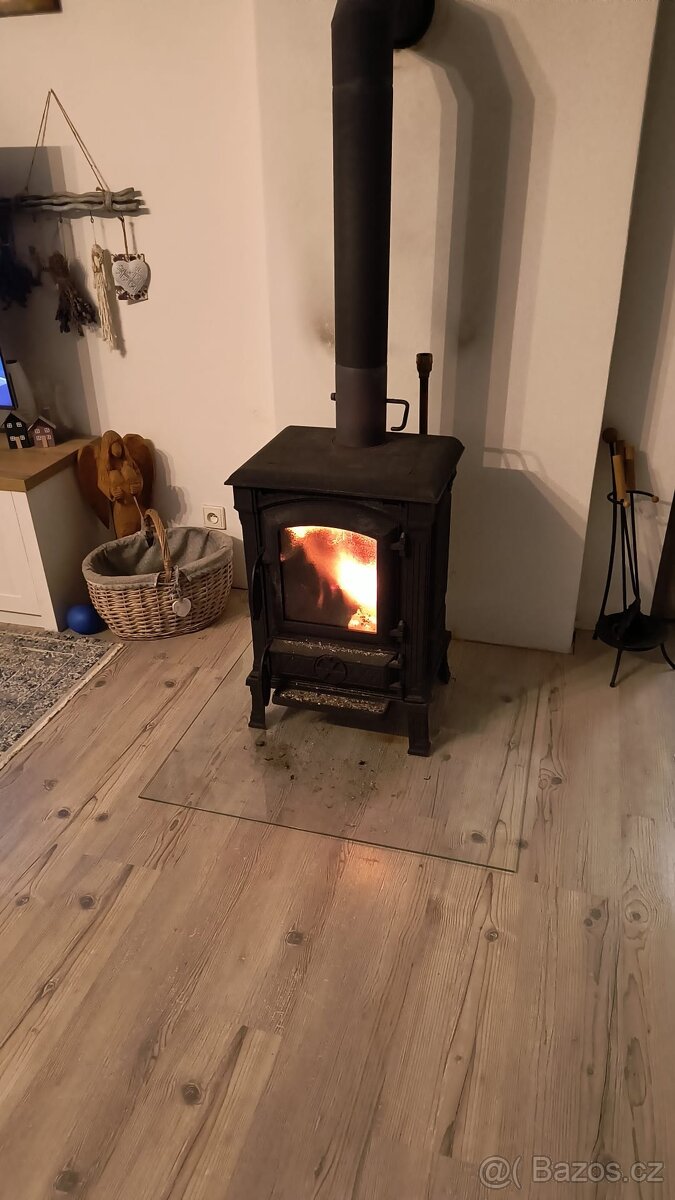 Krbová kamna litinová