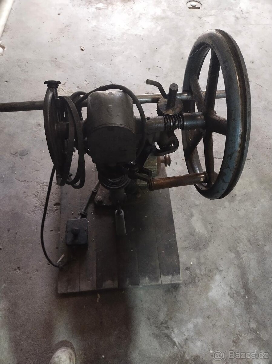 Zavíračka na konzervy