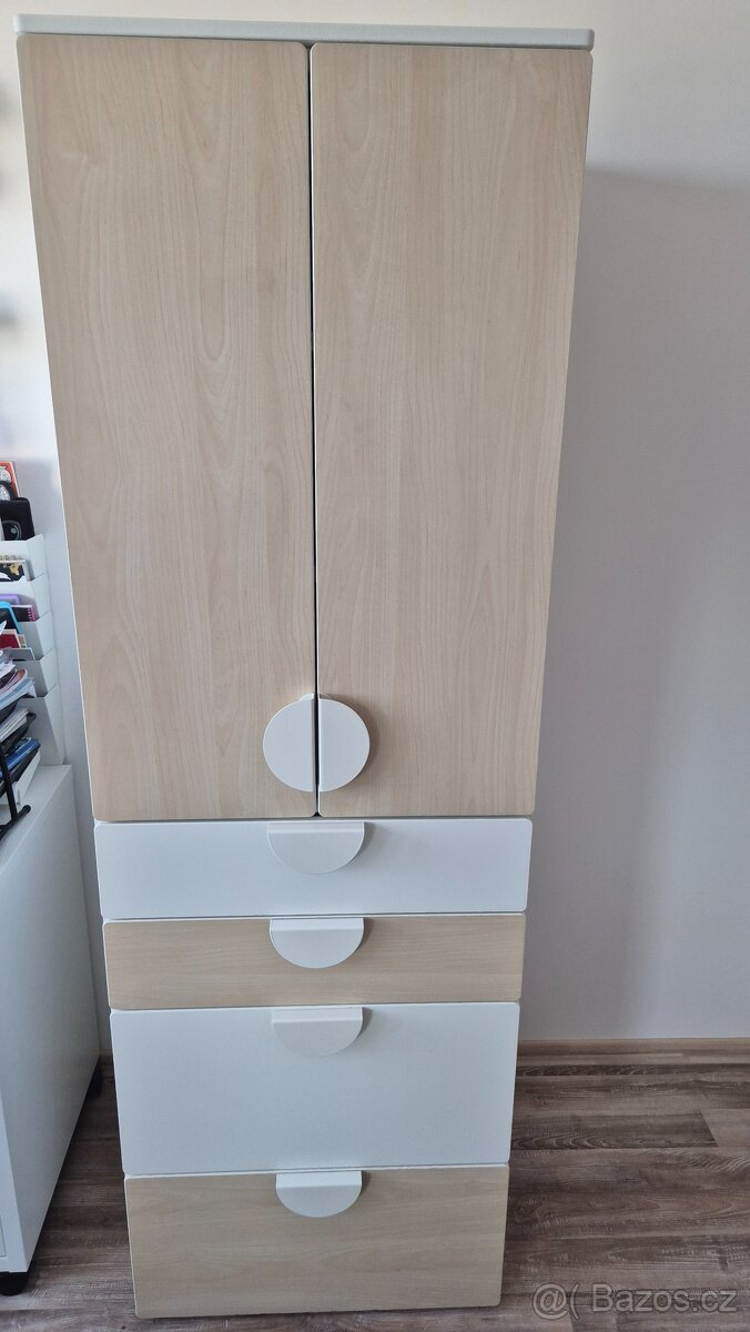 IKEA skříň Smastad