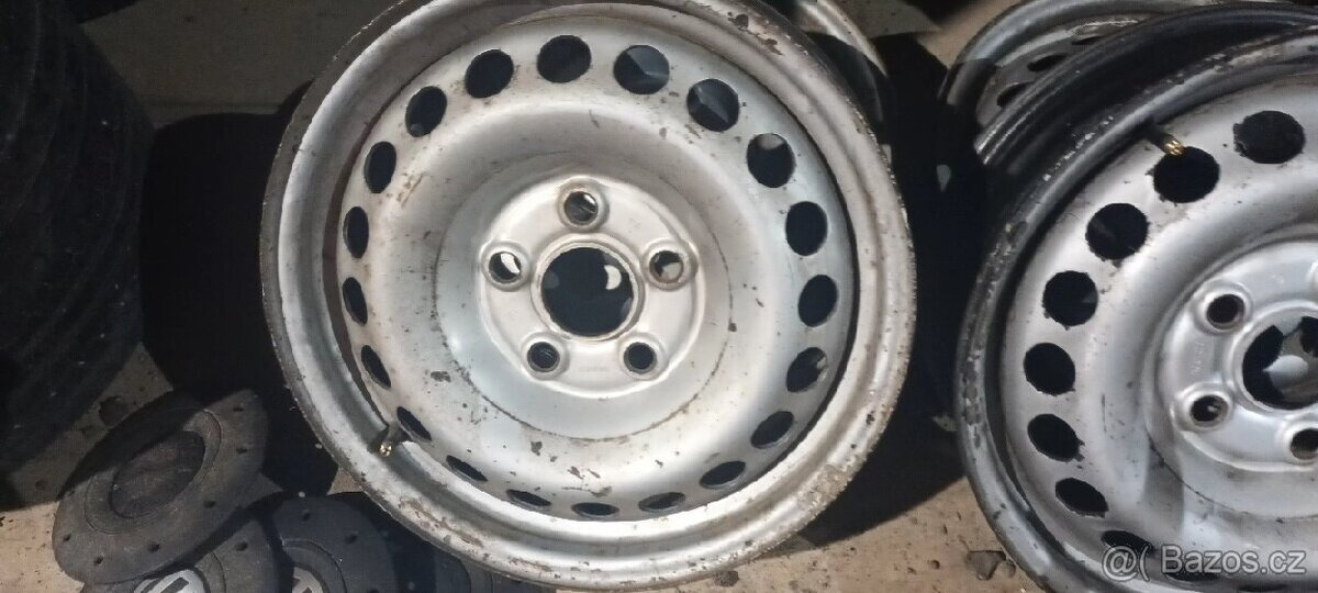 Prodám 4ks orig. zátěžové Disky Vw t5 Transporter 5×120