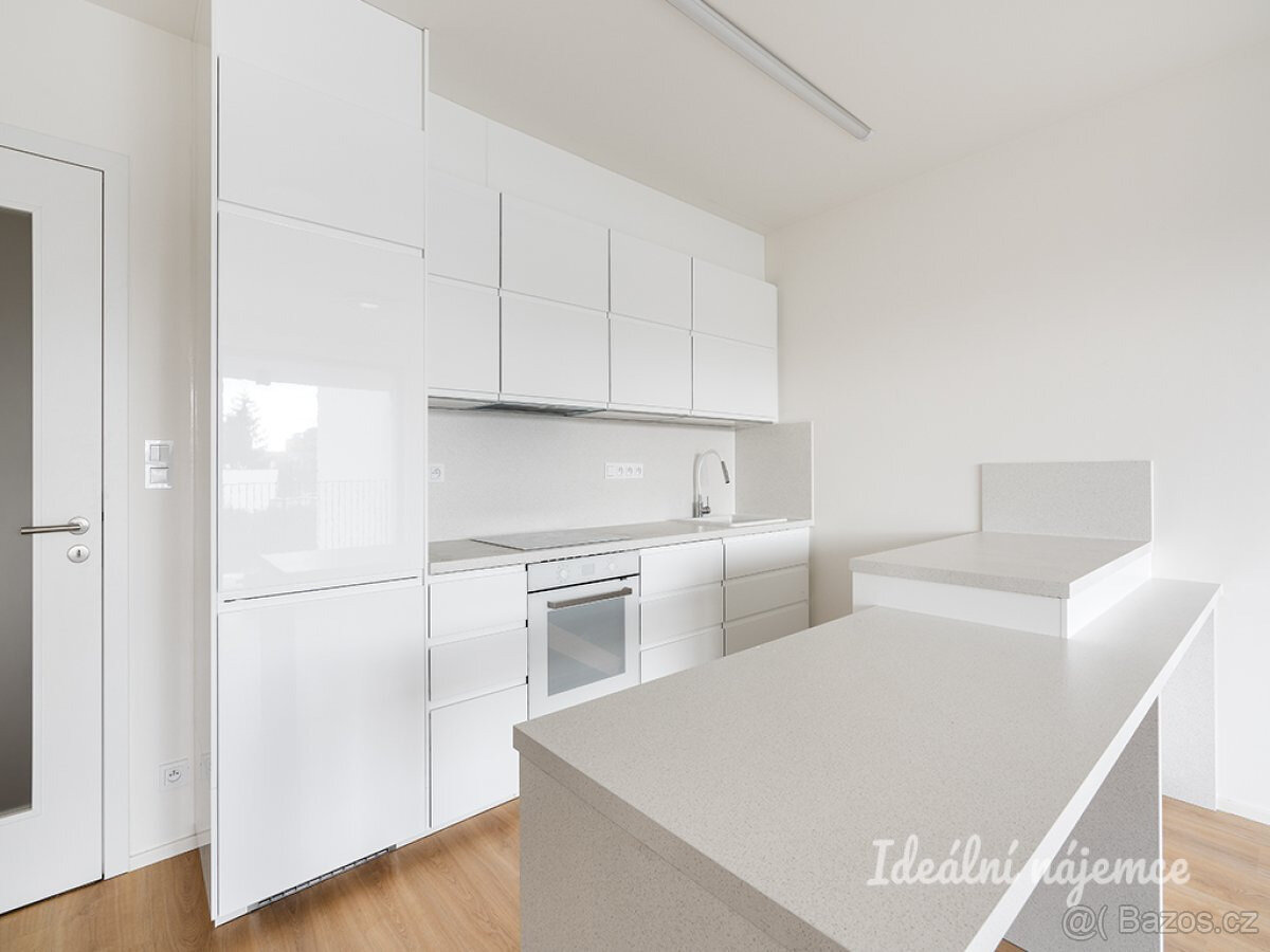 Pronájem bytu 2+kk, K Učilišti, Štěrboholy, 24.500 Kč/měs, 6