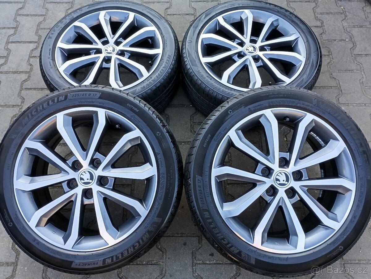 Originál sada disků Škoda Octavia III 5x112 R17 Hawk