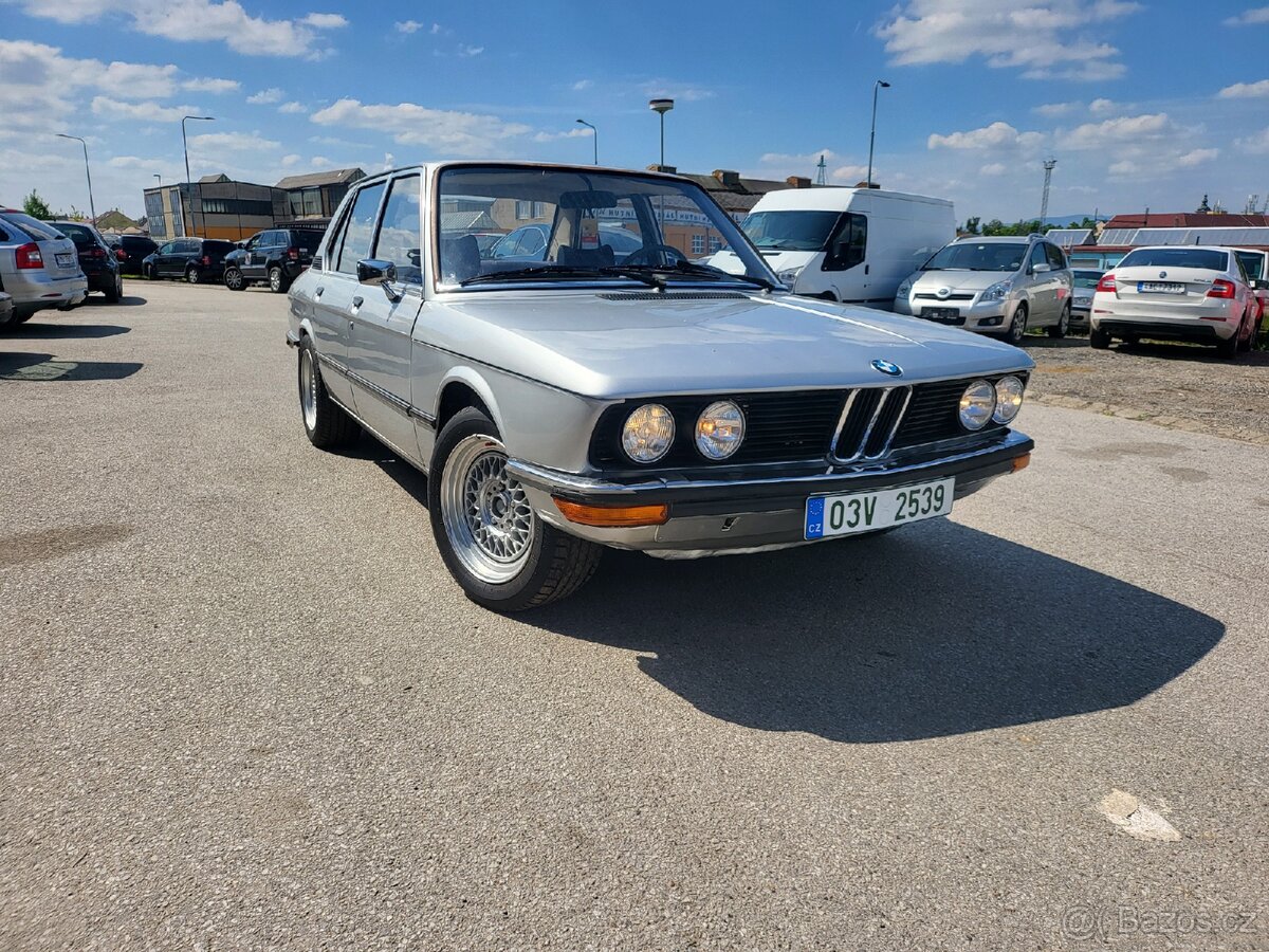 BMW e12, 518i,rok 1975,najeto 180tis km.