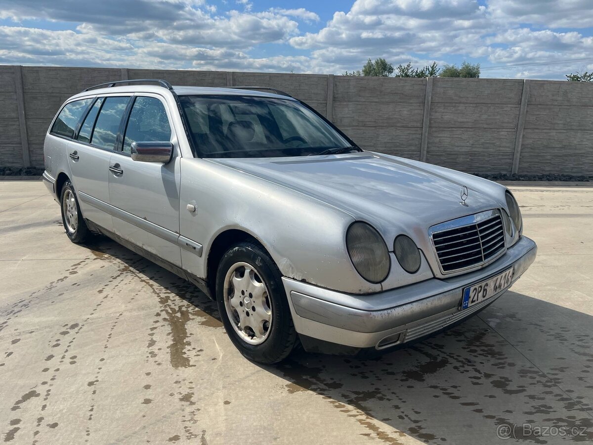 Mercedes Benz w210 masařka