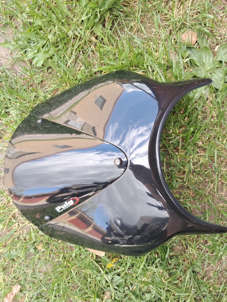 Štít Honda Hornet 900