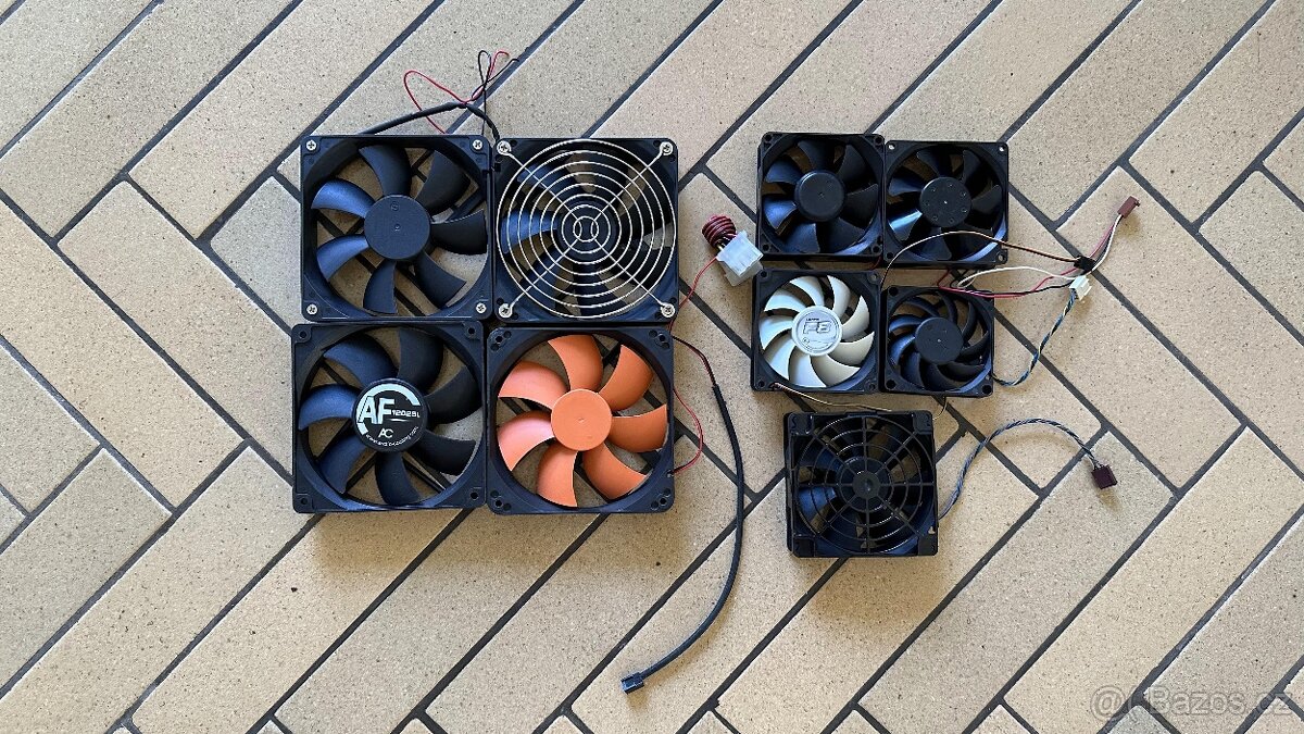 Mix PC ventilátorů / 80mm / 92mm / 120mm
