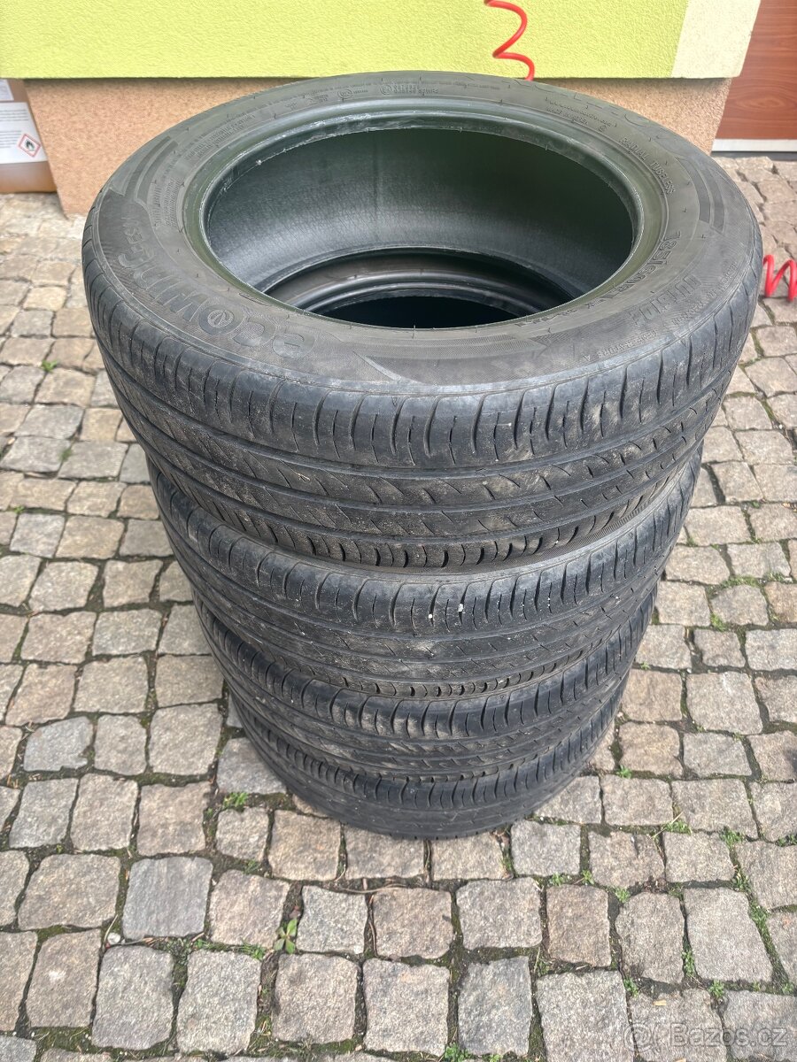185/60 R15 sada letních pneu