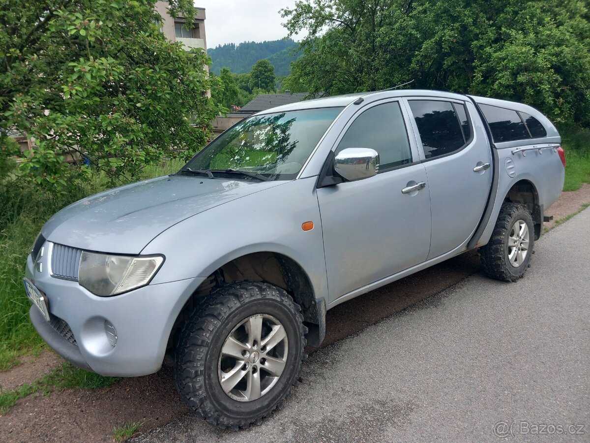MITSUBISHI L200 100kw r.v. 2010