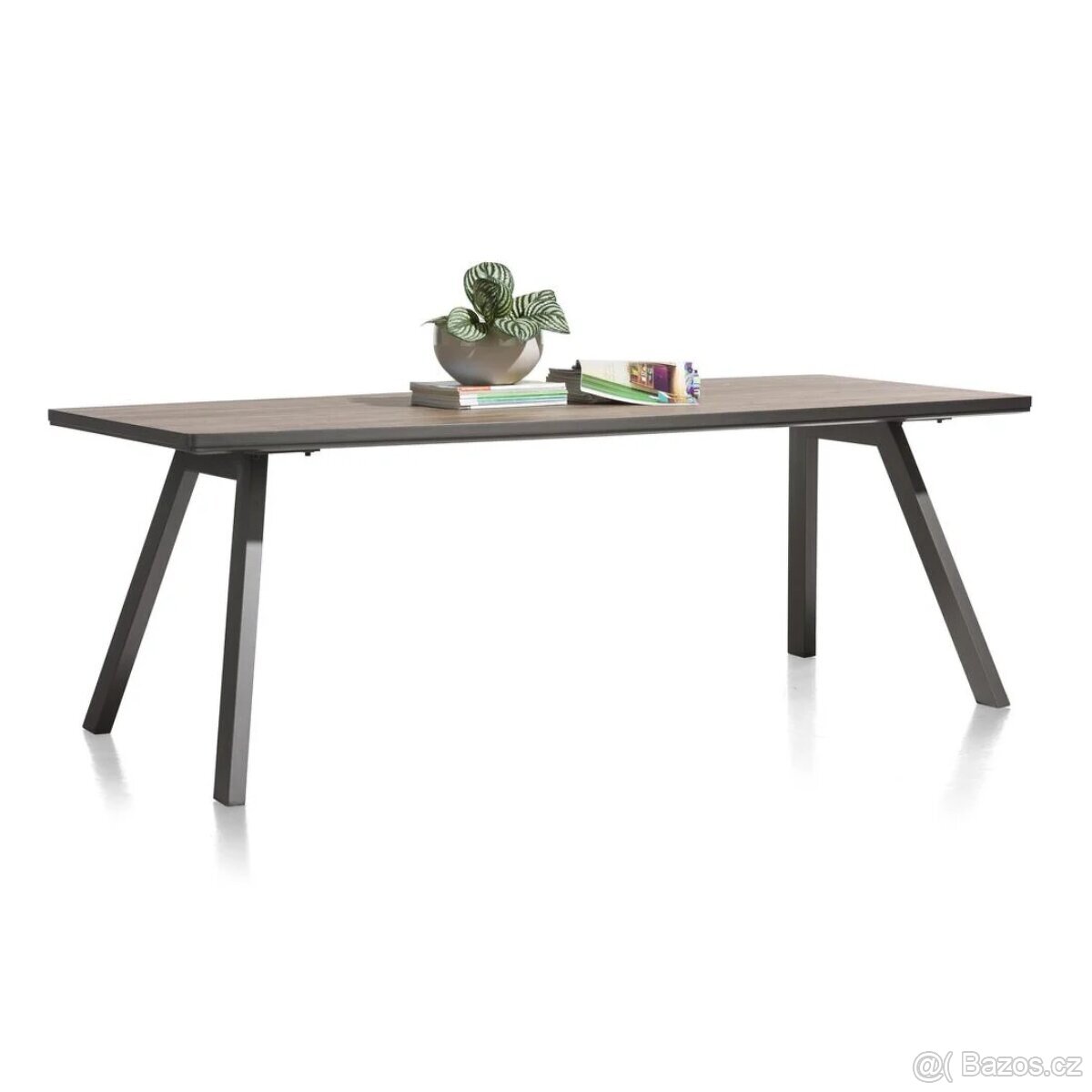 Jídelní stůl Madeira – 190 cm, elegantní design