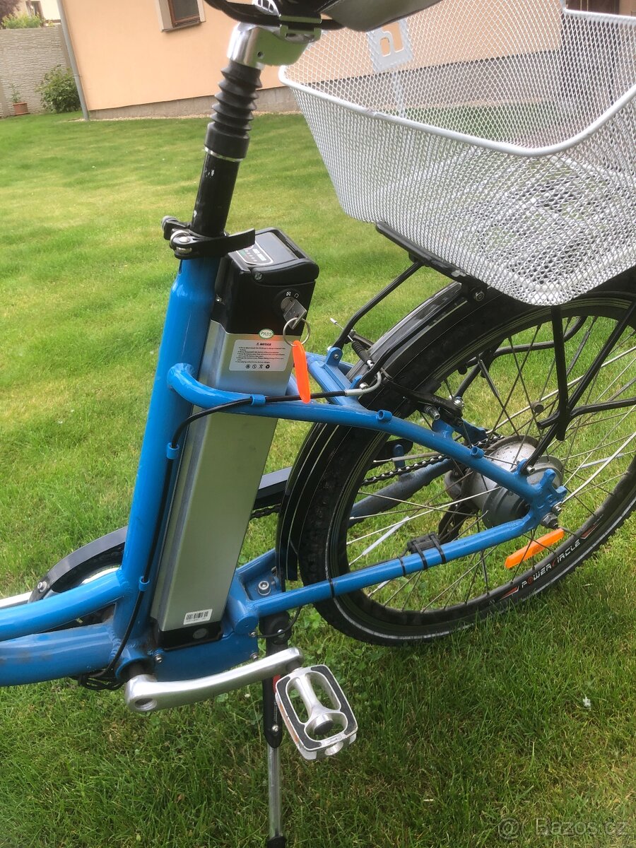 HANSCRAFT elektrokolo Metropolis modrý