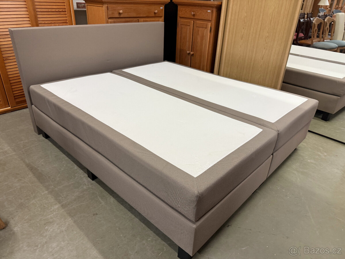Zánovní boxspring dvoupostel značková