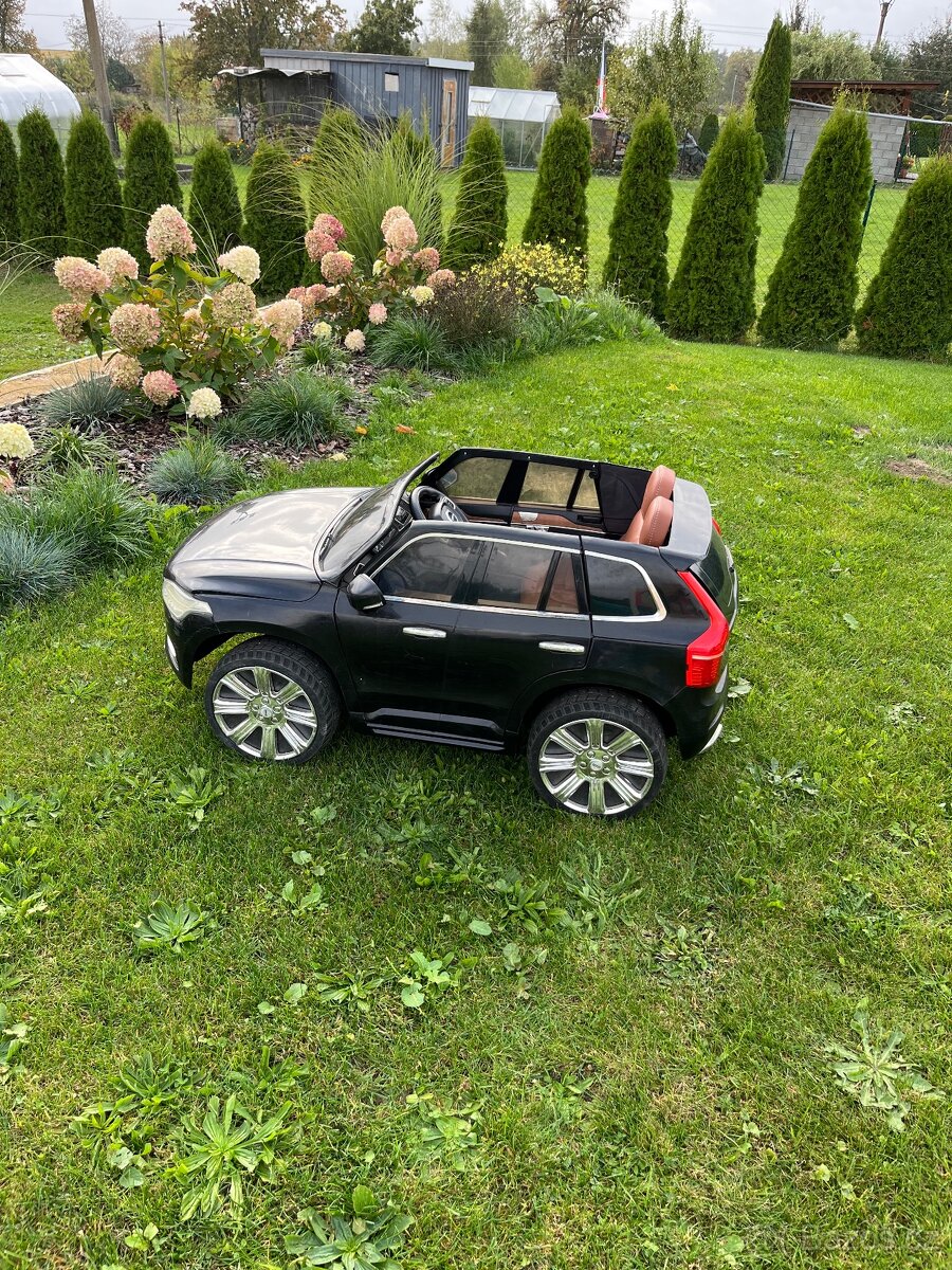 Dětské elektricke auticko Volvo